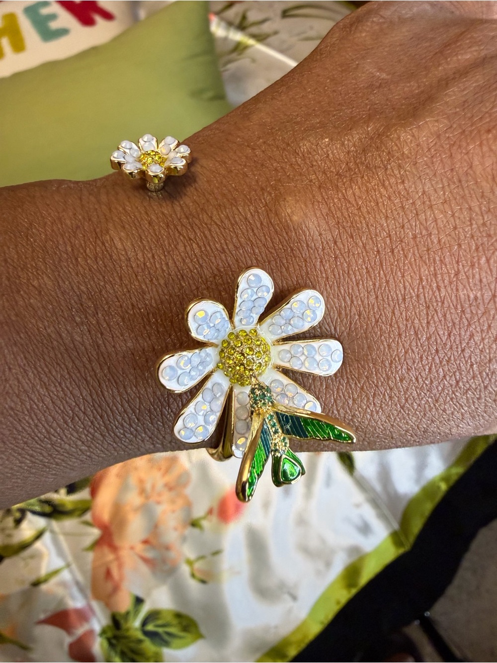 Kate Spade New York Daisy Hummingbird Open Cuff Bracelet NWT